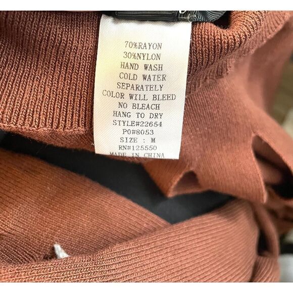 NWT Hera Collection Brown Turtleneck Knit Midi Women’s Dress Cut-Out SZ Medium - Picture 4 of 9